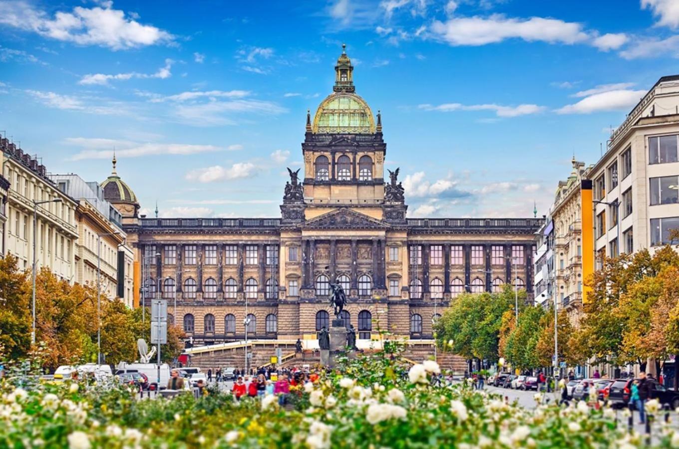 Wenceslas Square Apartment 150 M2 Praga Exterior foto
